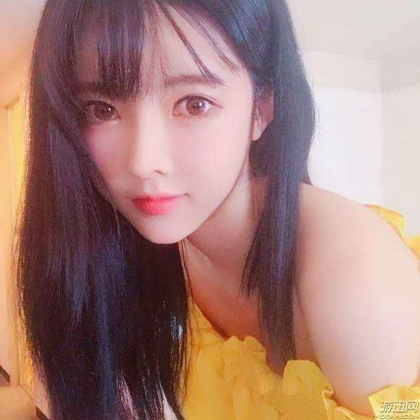 年轻人为什么青睐零食店